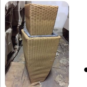 Outdoor wicker baskets